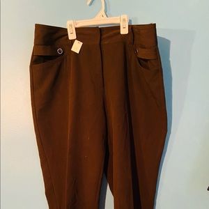 Size 14 Brown Capris